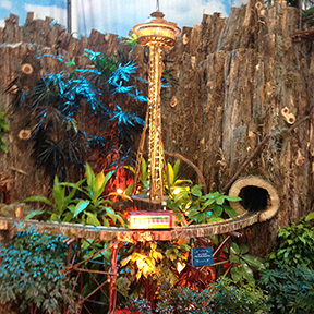 2013_1209_BotanicSpaceNeedle