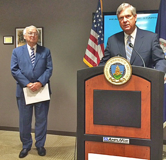 2014_0825_USDA_VilsackConcannon