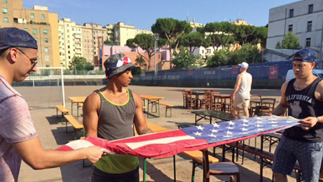2015_0707_FlagFolding